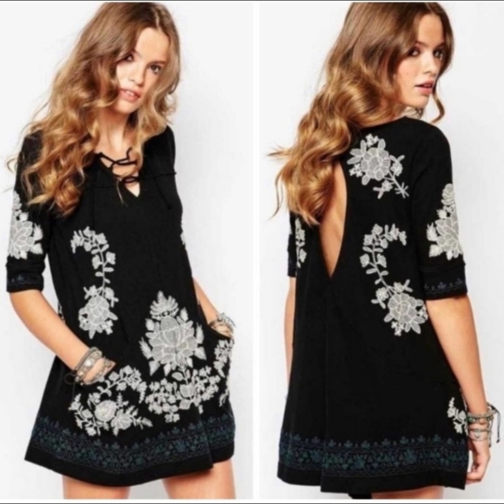 Free People Talia mini floral embroidered dress szie Large